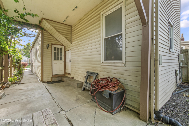 Listing Image 28