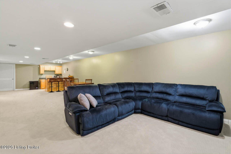 Listing Image 58