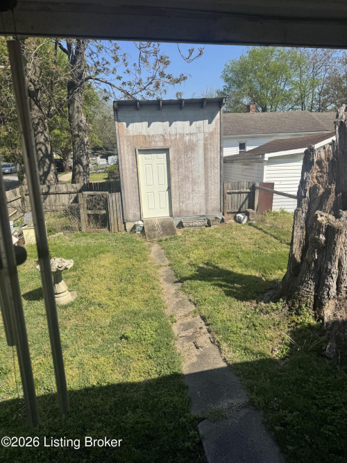 Listing Image 7