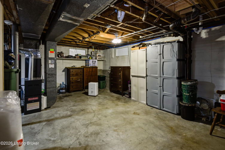 Listing Image 38
