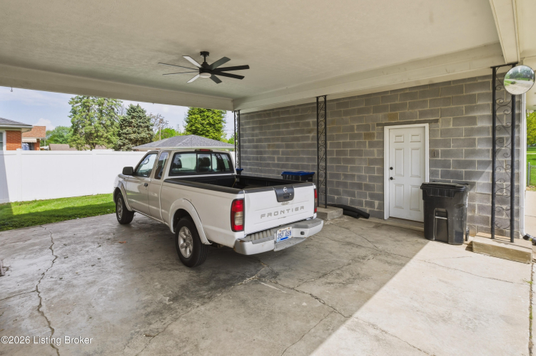 Listing Image 45