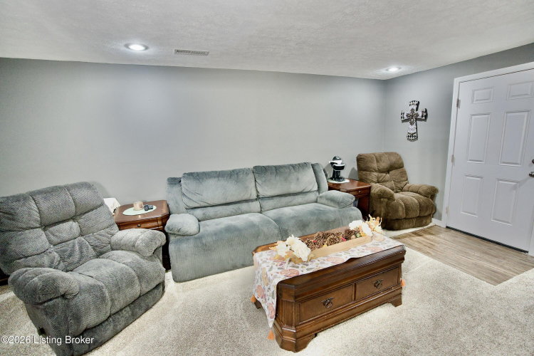 Listing Image 56