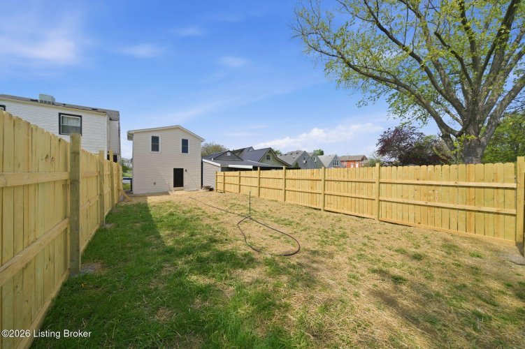 Listing Image 32