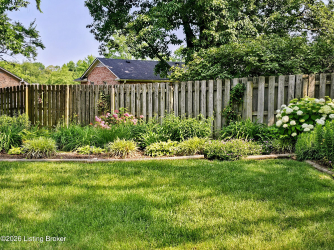 Listing Image 27