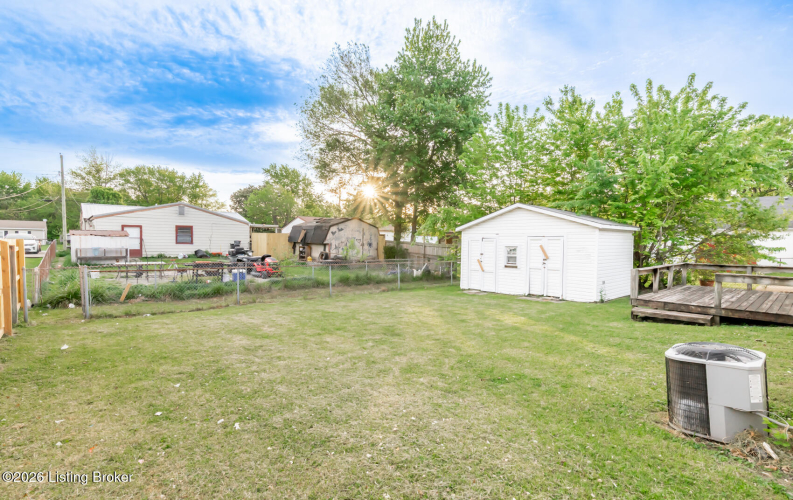 Listing Image 43