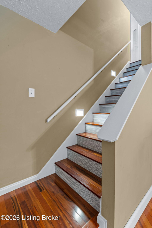 Listing Image 21