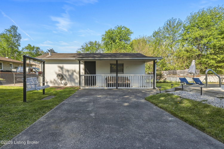 Listing Image 23