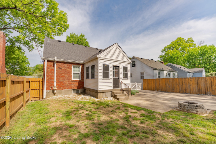 Listing Image 28