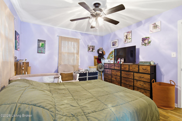 Listing Image 21