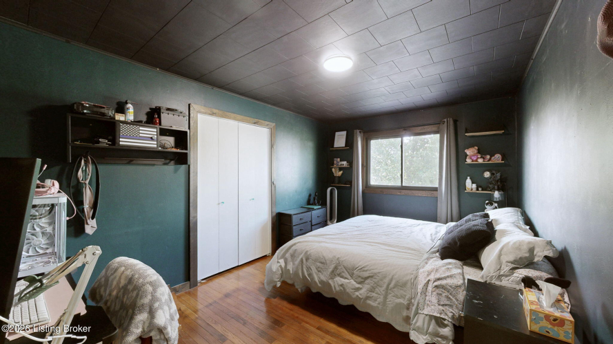 Listing Image 13