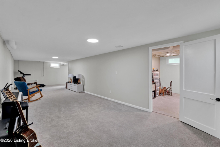 Listing Image 29