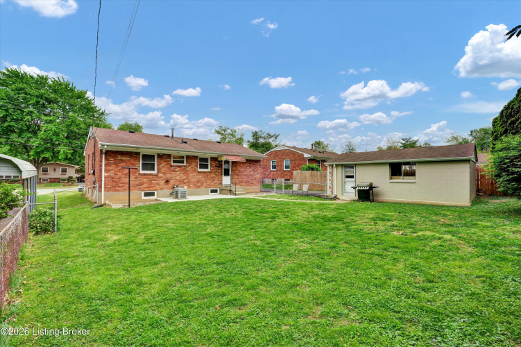 Listing Image 38
