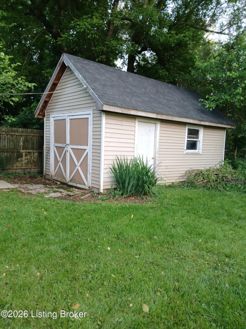 Listing Image 9