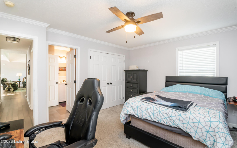 Listing Image 59