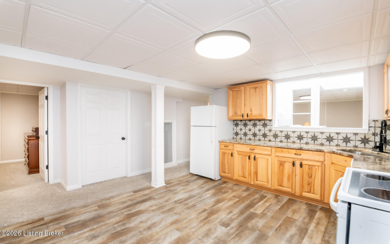 Listing Image 81