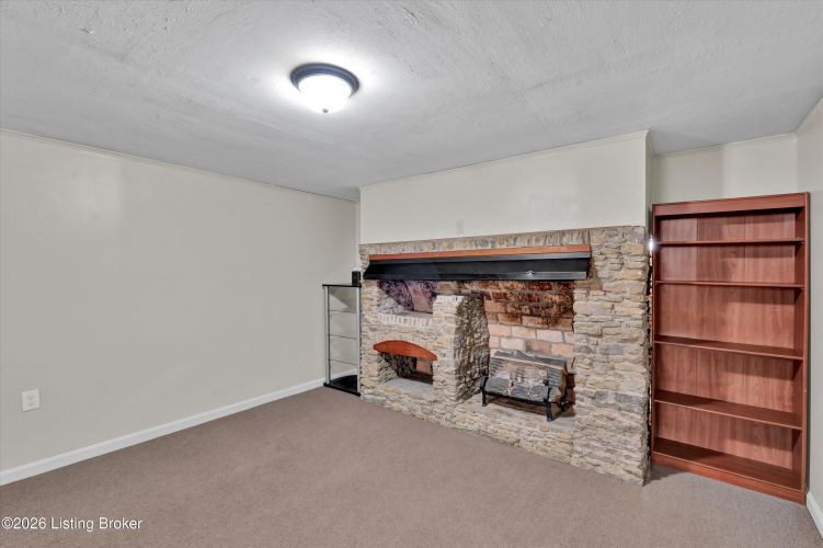 Listing Image 45