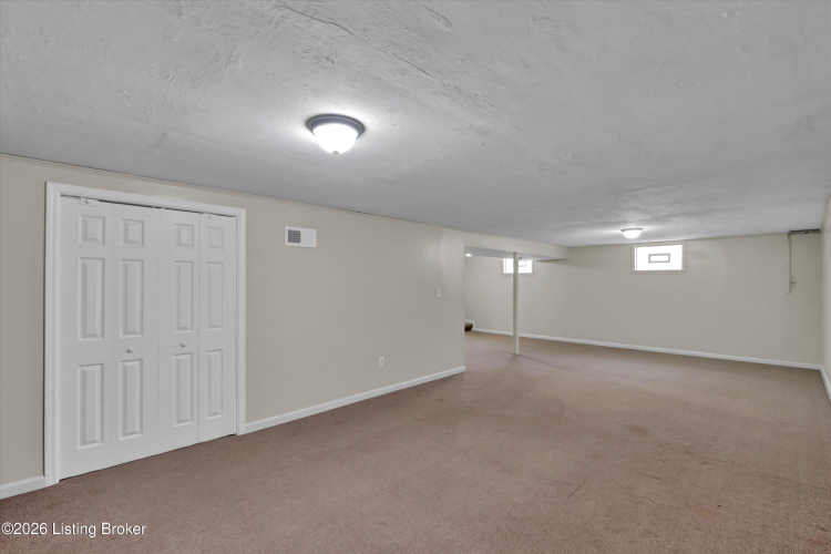 Listing Image 46