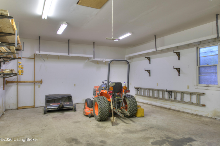 Listing Image 29