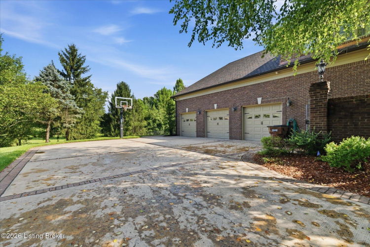 Listing Image 119