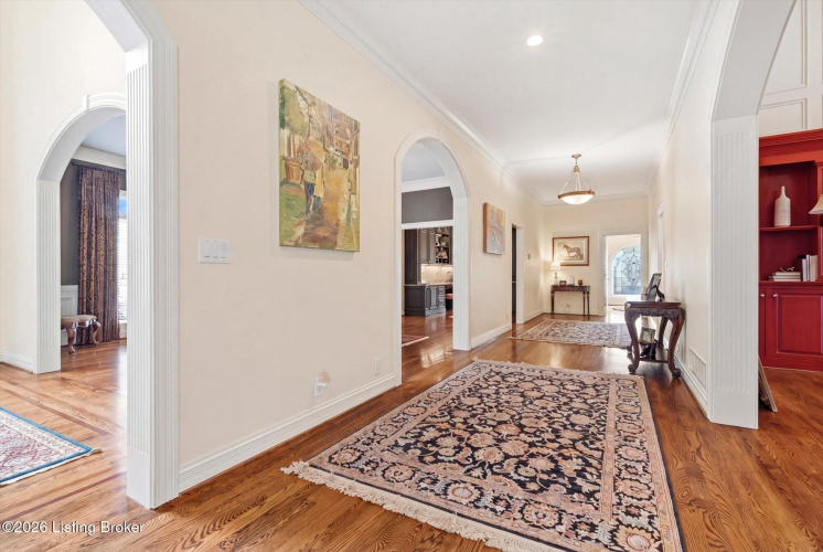 Listing Image 32