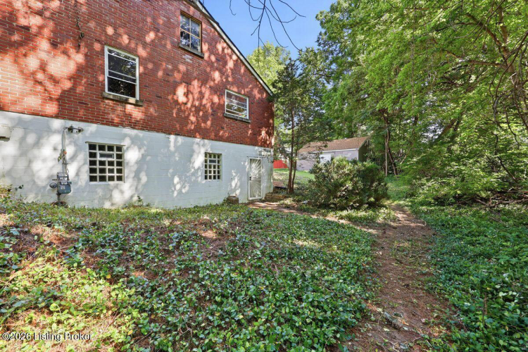 Listing Image 24