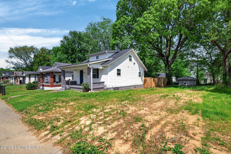 Listing Image 24