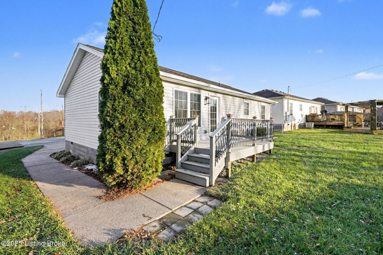 Listing Image 5
