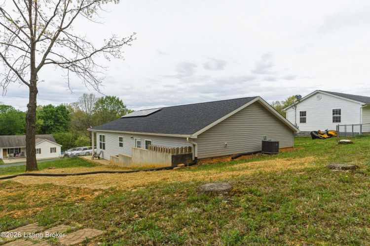 Listing Image 26