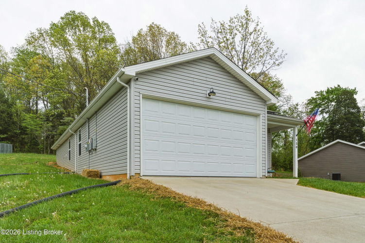 Listing Image 29