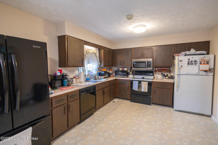 Listing Image 17