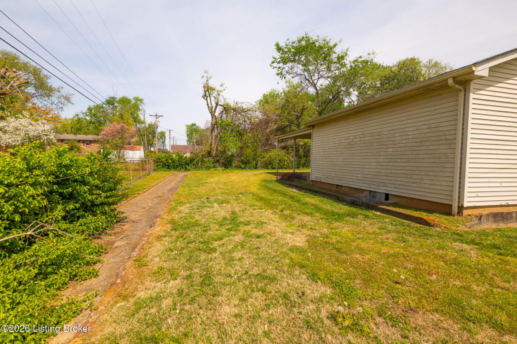 Listing Image 40