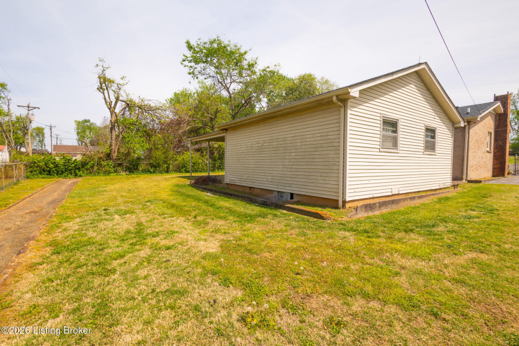 Listing Image 41