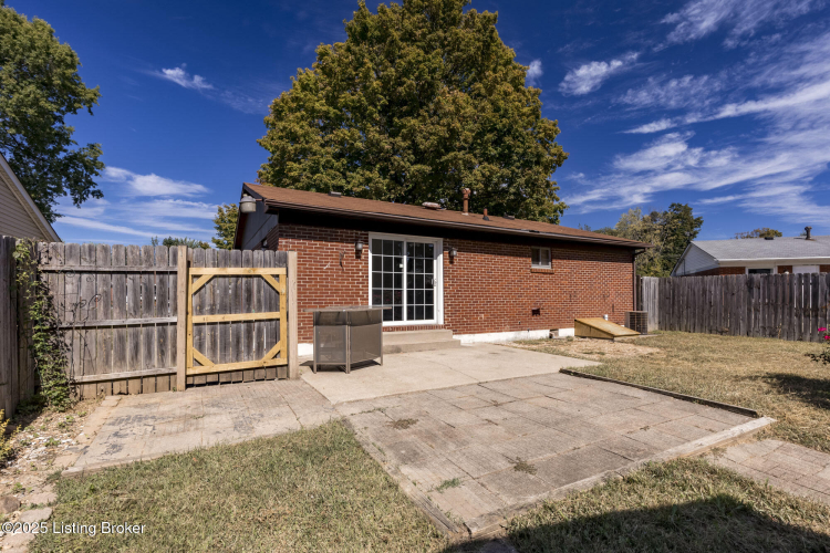 Listing Image 19