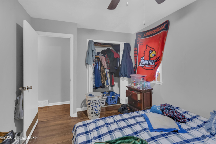 Listing Image 19