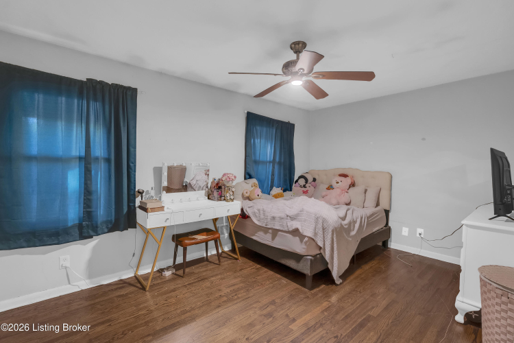 Listing Image 20