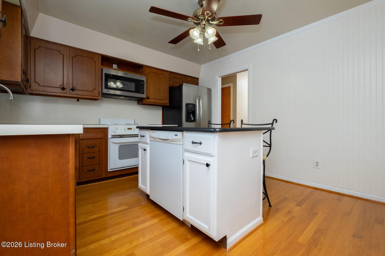 Listing Image 20