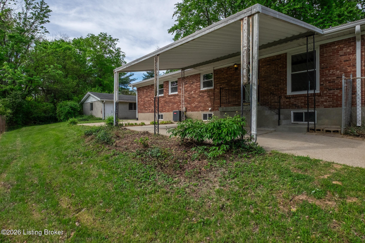 Listing Image 32