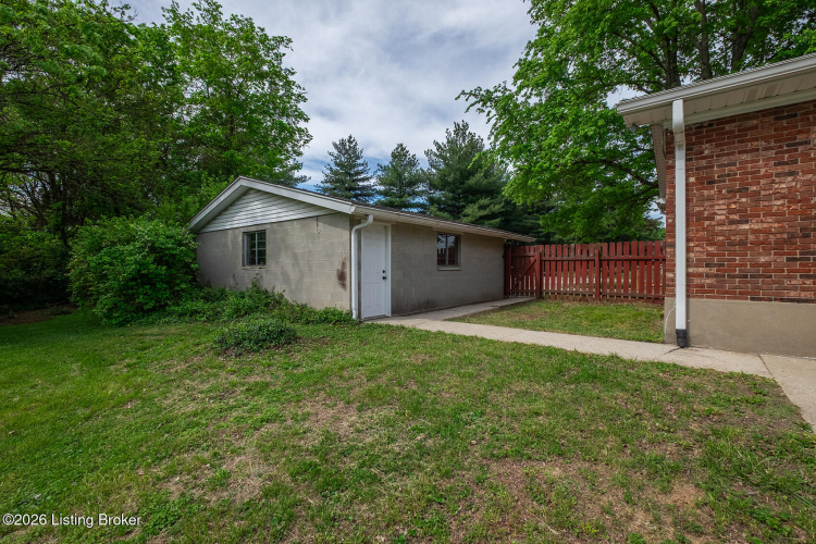 Listing Image 34