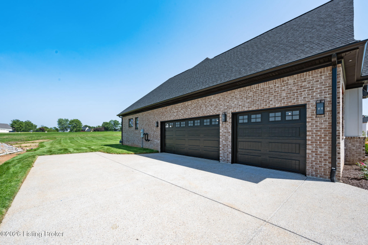 Listing Image 73