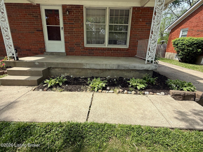 Listing Image 3