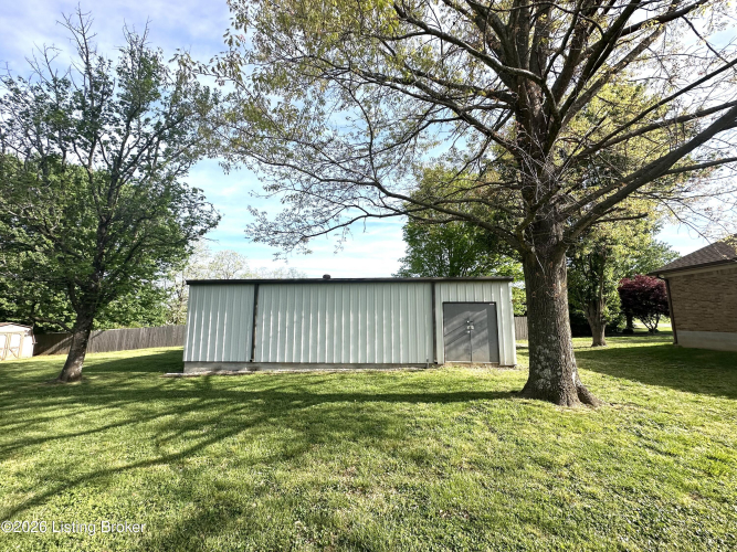 Listing Image 14