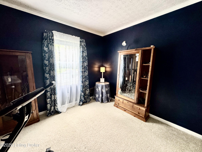 Listing Image 43