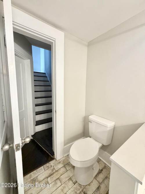 Listing Image 16