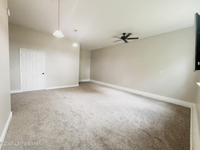 Listing Image 61
