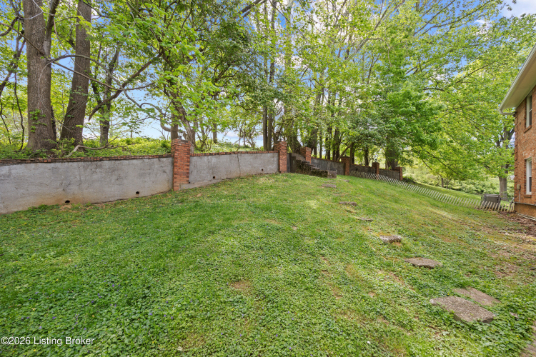 Listing Image 42