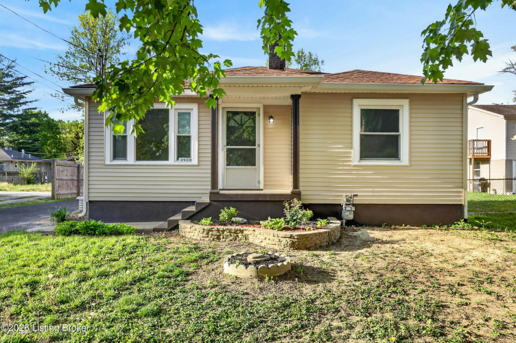 Listing Image 7