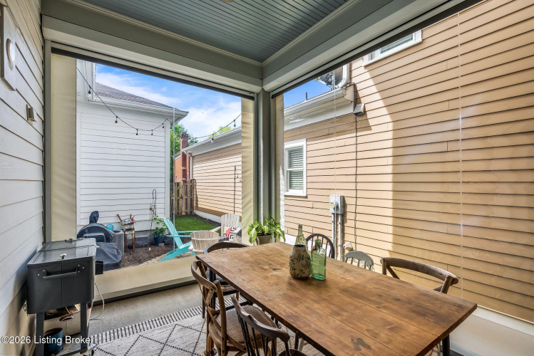Listing Image 64