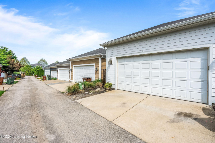 Listing Image 77