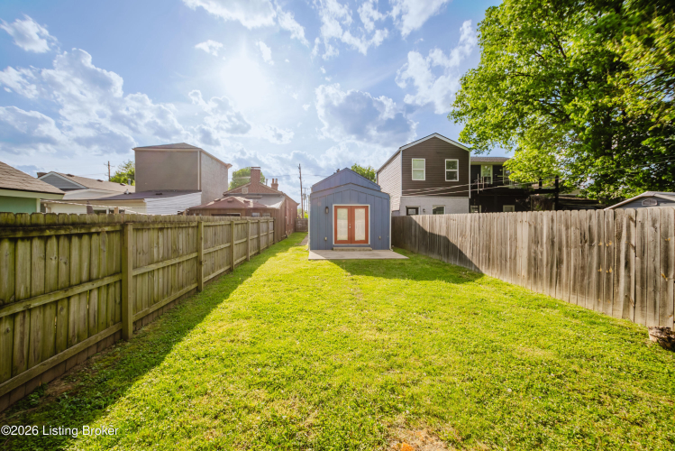 Listing Image 12