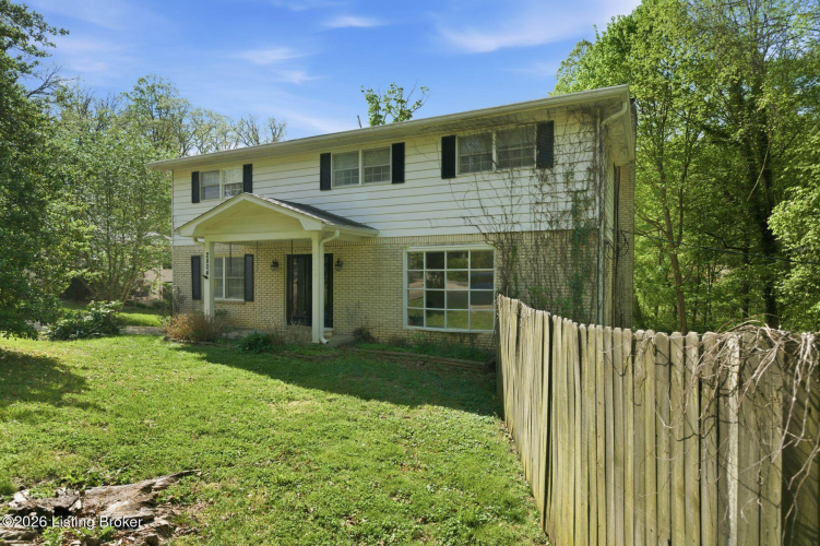 Listing Image 4
